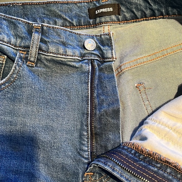 Express n/t - Picture 2 of 7